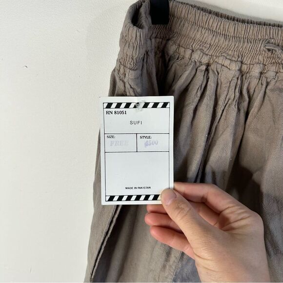 Taupe Harem Pant with Elastic Waistband and Tapered Fit Free Size 100% cotton - Picture 6 of 8